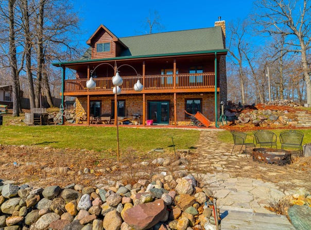 7731 Topinabee Drive, Montgomery, MI 49255
