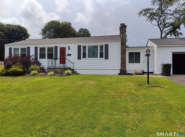 4 Ascolese Road, Trumbull, CT 06611