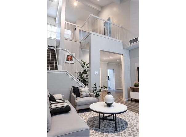 27 Country Club Place, Waxahachie, TX 75165