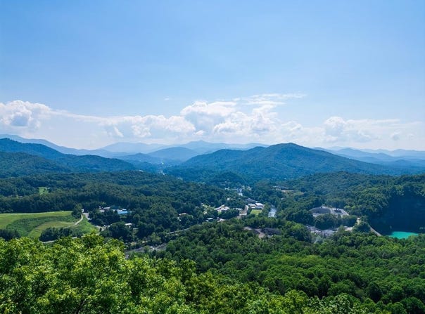 White Falcon Dr lot: 31, Sylva, NC 28779