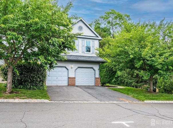 36 Benjamin Rush Lane, Princeton, NJ 08540
