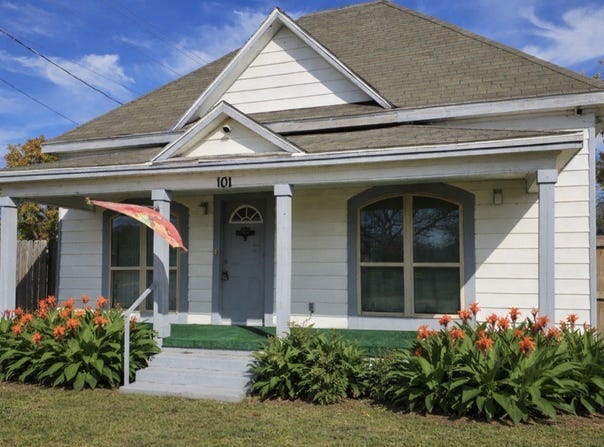 101 S Walnut Avenue, Petrolia, TX 76377