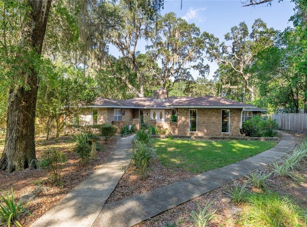 8048 COUNTY LINE ROAD, MELROSE, FL 32666