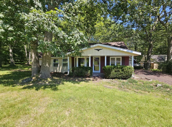15 Hickory Hills Drive, White Haven, PA 18661