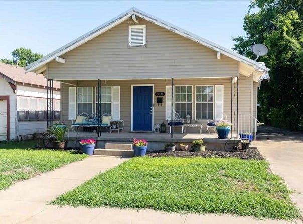 318 E Oklahoma St, Walters, OK