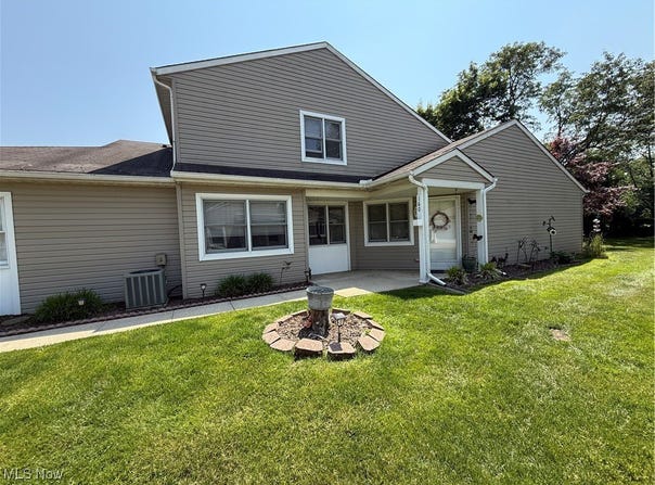 160 Marian Lane, Berea, OH 44017