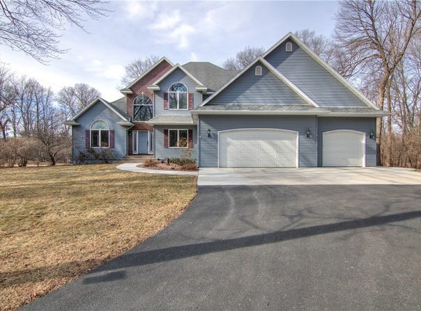 5720 Wild Rose Lane, Eau Claire, WI 54701