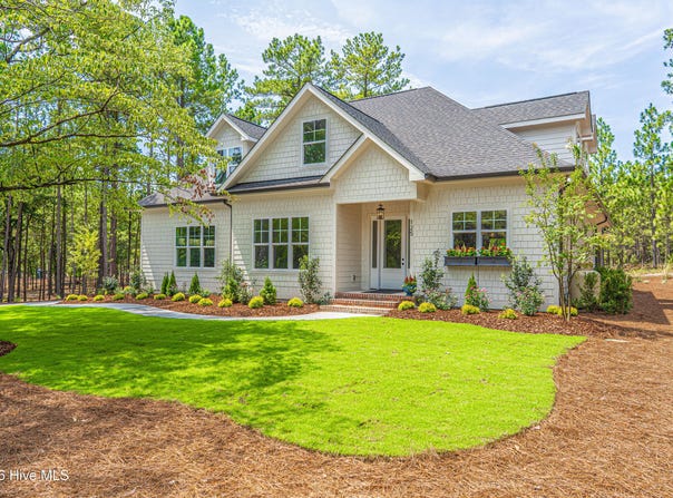 125 Landers Pond Lane, West End, NC 27376