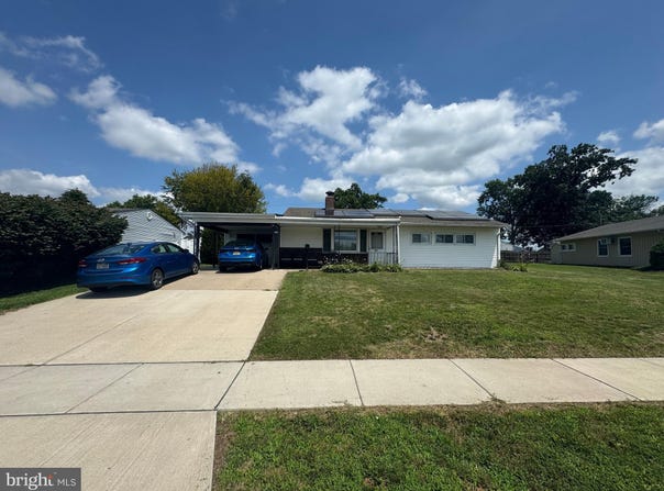 161 ELDERBERRY DRIVE, LEVITTOWN, PA 19054