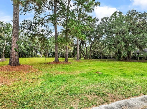 602 Chapman Loop, Pawleys Island, SC 29585