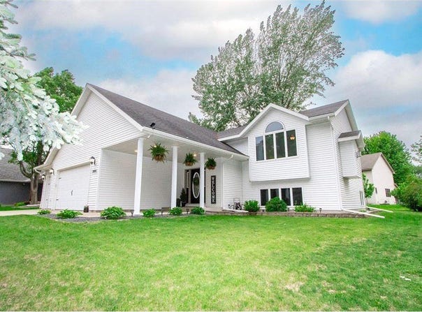 2109 Haughton Avenue, North Mankato, MN 56003