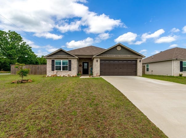 1 Sun Drenched Trail, Conway, AR 72032