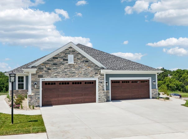 2114 Bluestem Dr, Waukesha, WI 53189