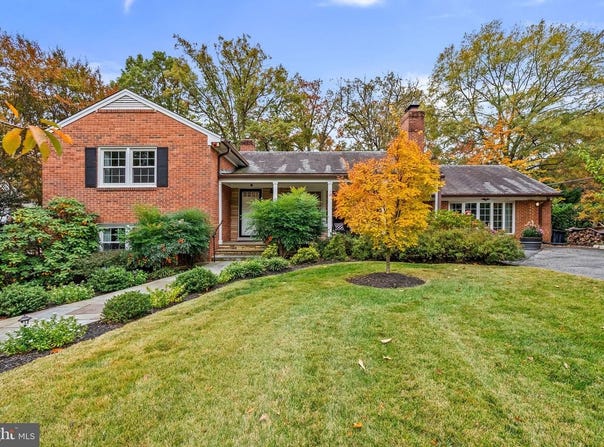 4111 CLAGETT RD, HYATTSVILLE, MD 20782