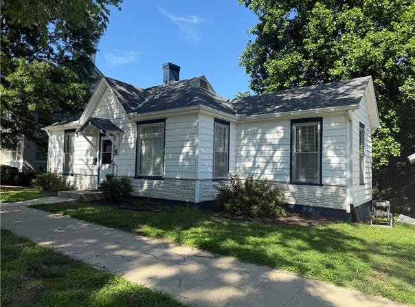 610 N 5th Street, Atchison, KS 66002