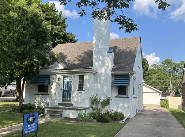 3353 Birchwood Street, Trenton, MI 48183