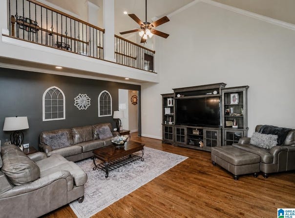 385 GREY OAKS DRIVE, PELHAM, AL 35124
