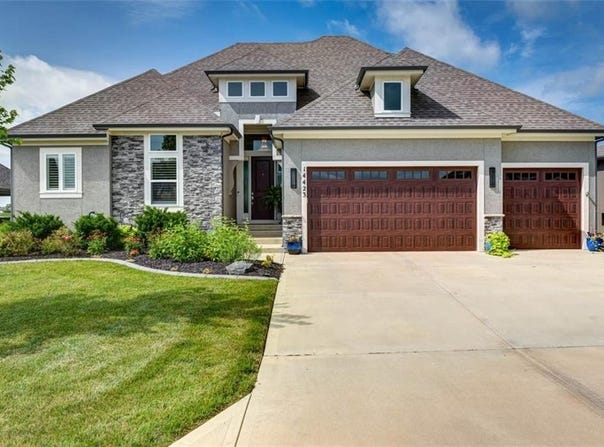14423 N 145th Street, Basehor, KS 66007