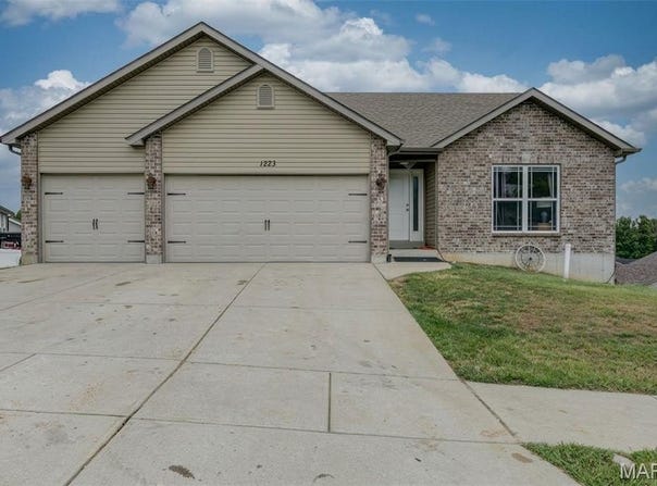 1223 Austin Drive, Herculaneum, MO 63048