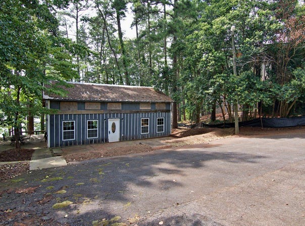 406 Dogwood Lane, Townville, SC 29689