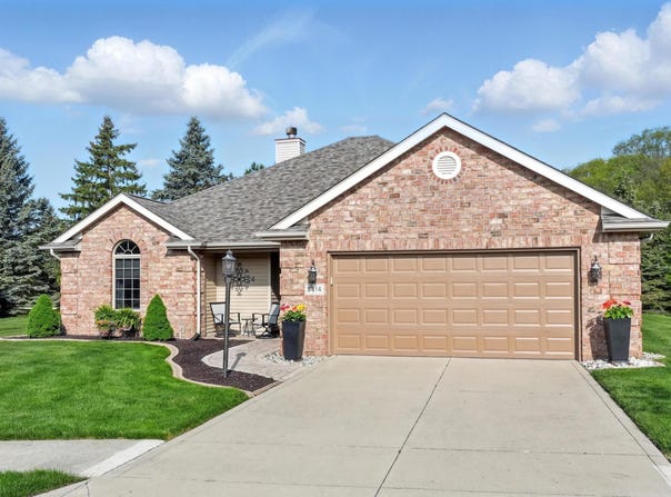 5814 Balfour Circle, Fort Wayne, IN 46814-7566