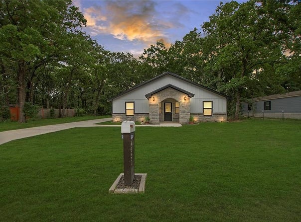 7631 Double Bridge Road, Mabank, TX 75156