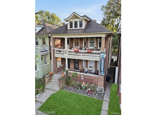 847 ASHLAND Street, Detroit, MI 48215