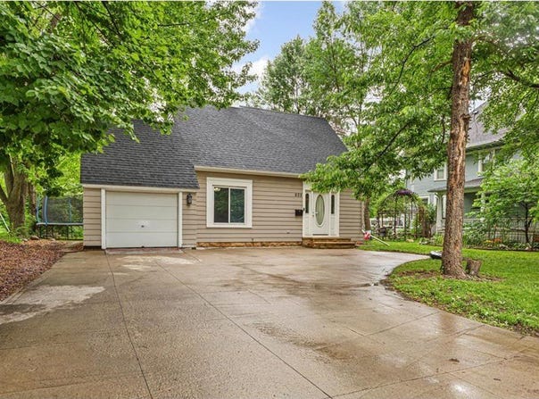 605 N Minnesota Avenue, Saint Peter, MN 56082