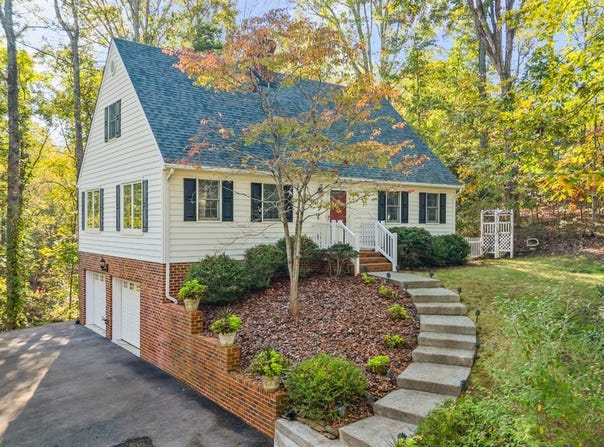 188 Lake Drive, Amherst, VA 24521