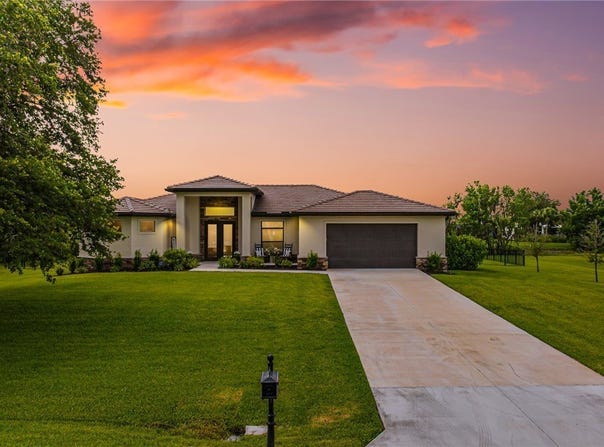 16630 Willow Point Court, Alva, FL 33920