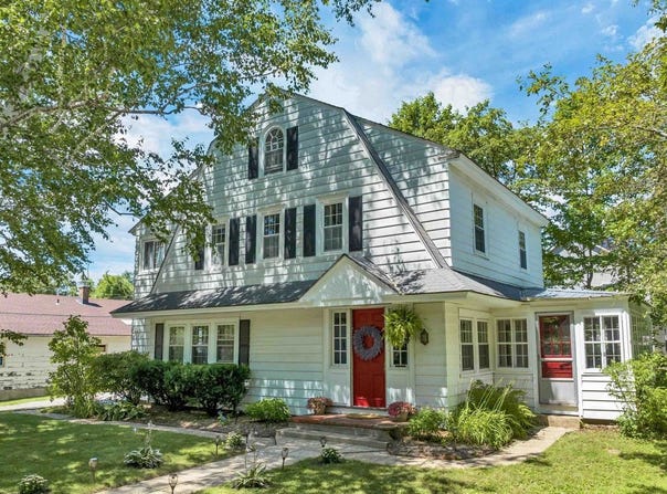 8 Garland Street, Plymouth, NH 03264