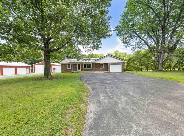 11549 Saint Wendel Road, Evansville, IN 47720