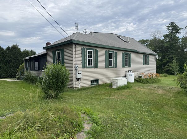 39 Guinea Road, Biddeford, ME 04005