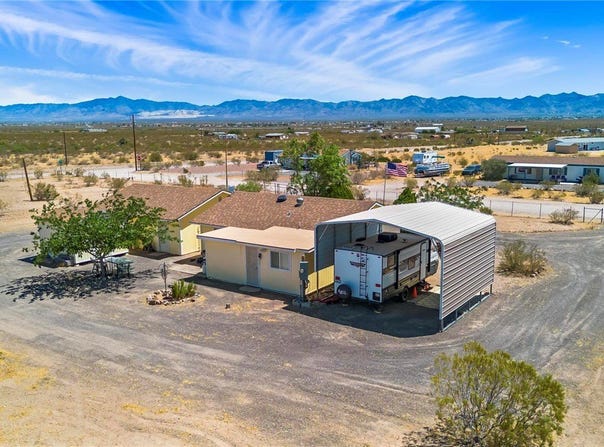 517 S Eloy Road, Golden Valley, AZ 86413