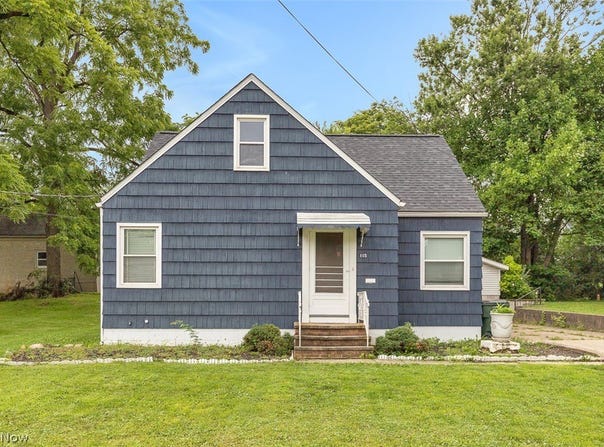 115 Wheelock Drive, Bedford, OH 44146