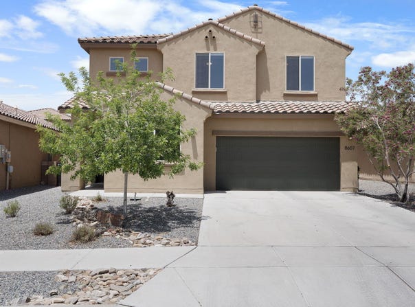 8607 ANIMAS Place NW, Albuquerque, NM 87120