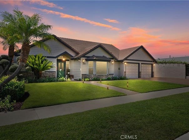 2810 E Burntwood, Anaheim, CA 92806