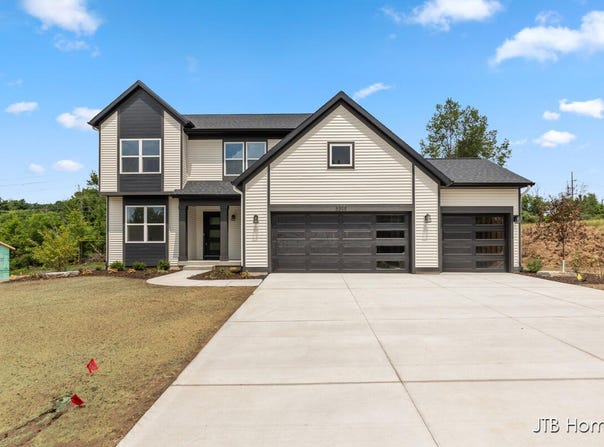 5899 Valley Point Drive SE, Caledonia, MI 49316