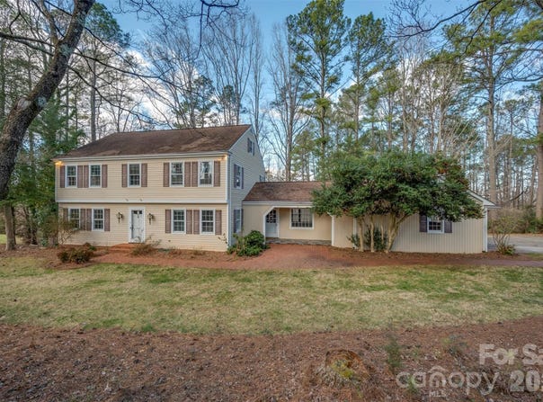149 Woodbriar Drive, Forest City, NC 28043
