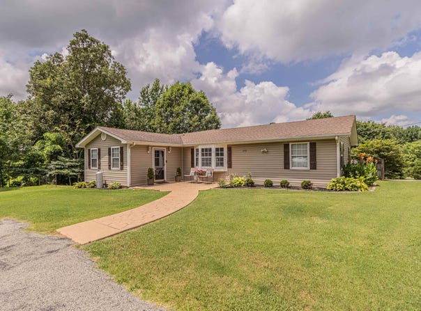232 Mountain Home Road, Paragould, AR 72450