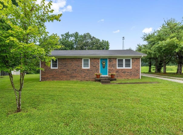 5535 Caneyville Road, Morgantown, KY 42261