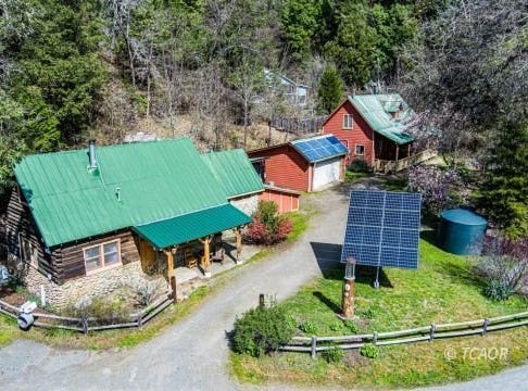 18561 Denny Rd, Denny, CA 95527