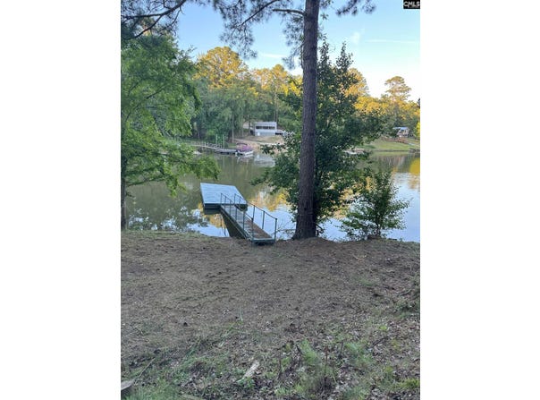 1672 Lakeshore Road, Camden, SC 29020