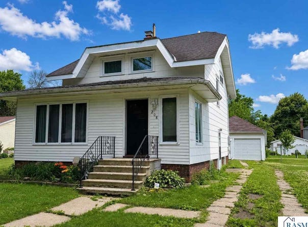 208 SE 2nd Avenue, Mapleton, MN 56065