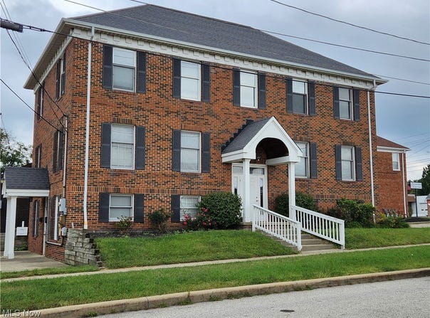 29339 Euclid Avenue, Wickliffe, OH 44092