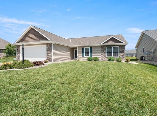 7617 Arabian Court, Fort Wayne, IN 46815-5684