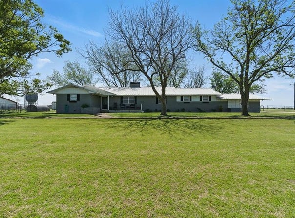 5206 County Road 185, Stephenville, TX 76401