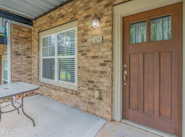 3950 Cherokee Woods Way, Knoxville, TN 37920