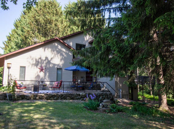 N7294 McCabe Rd, Whitewater, WI 53190