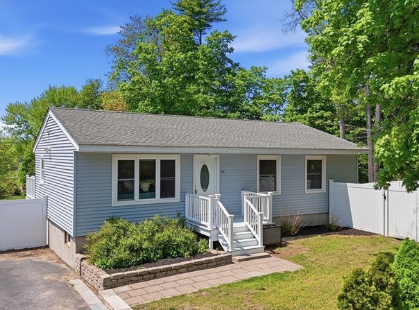 57 Seven Bridge Rd, Lancaster, MA 01523